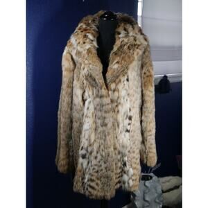 Gorgeous Spotted Lynx hooded Fur Coat Jacket